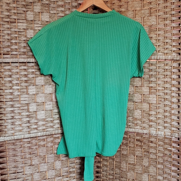 New Look Green Ribbed Tie Front Top T-Shirt - Picture 6 of 8